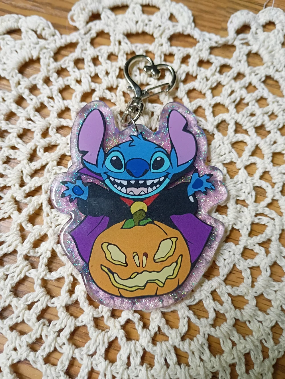 Stitch Halloween Pumpkin Glitter Keyring - Purple & Blue